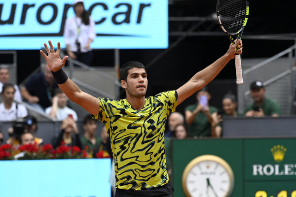 Versus / Carlos Alcaraz triunfó en su debut en el Masters 1000 de Madrid