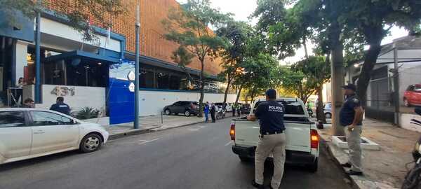 Diario HOY | Asaltan a funcionarios de laboratorio farmacéutico en Asunción