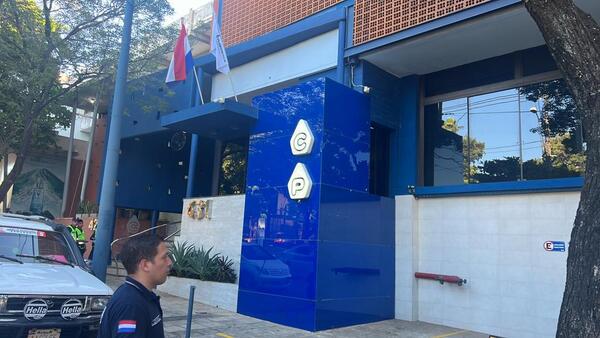 Asalto millonario en la capital del país - C9N