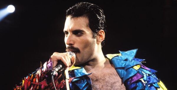 Diario HOY | Subastarán objetos emblemáticos de colección privada de Freddie Mercury