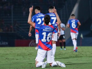 Cerro Porteño festejó en su reducto - APF