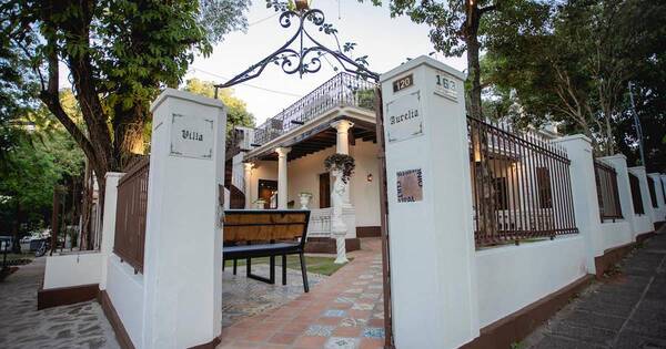 La Nación / La Escondida Areguá: un garden bar en una centenaria casona llena de historia