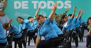 La Nación / Adultos mayores: Una invitación a la vida saludable y feliz