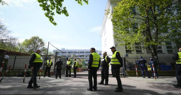 La Nación / Rusia promete represalias después de que Polonia incautara escuela rusa