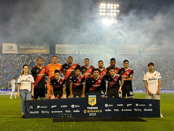 Versus / Robert Rojas volvió a la titularidad en el sufrido empate de River