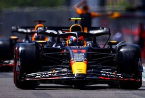 Versus / Pérez se lleva la Sprint en Azerbaiyán con Leclerc segundo