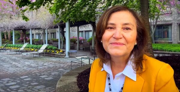 Berta Rojas insta a los jóvenes a votar: “Qué hermosa oportunidad para hacer escuchar tu voz” - Política - ABC Color