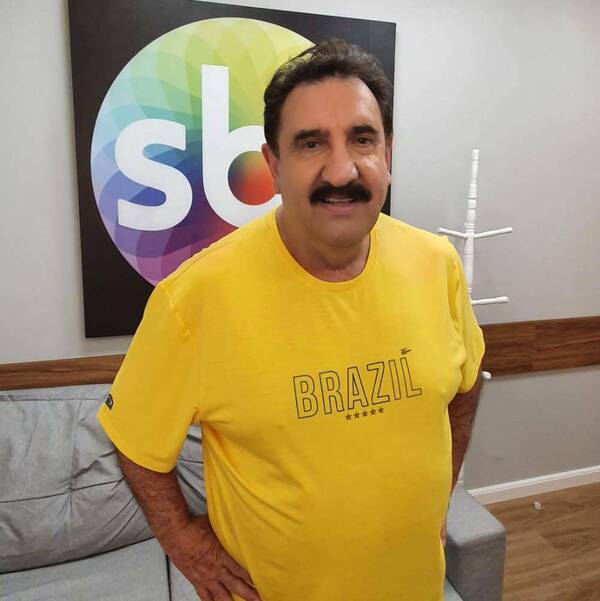 Famoso conductor brasileño envió mensaje de apoyo a Santi Peña
