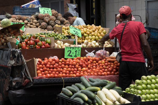 Un estudio académico estima que la economía venezolana crecerá 3,6 % en 2023 - MarketData