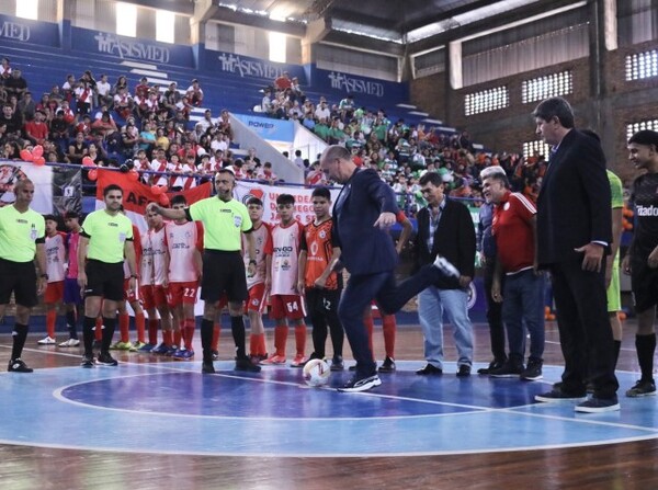 Puntapié inicial al Torneo de las categorías Base y Formativas de Futsal FIFA - APF