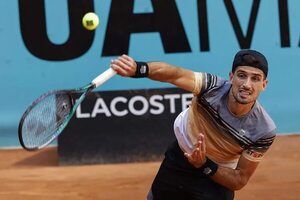 Avanzan, Medvedev y argentinos Cachín y Báez - Polideportivo - ABC Color