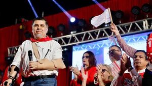 Médicos y asegurados repudian proselitismo a costa de la salud