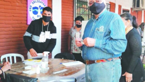 Fernando Lugo deberá votar sin acompañante, dice TSJE
