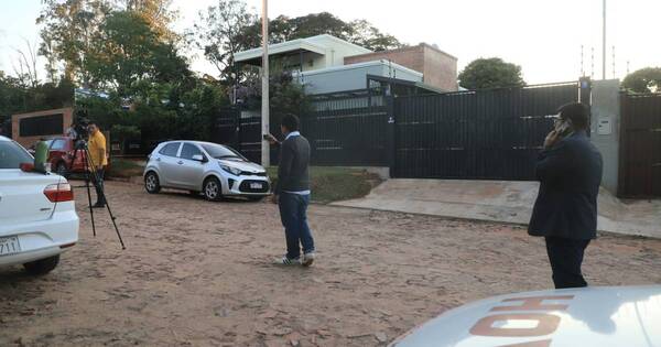 La Nación / Sin desayuno con la prensa en la residencia del candidato de la Concertación