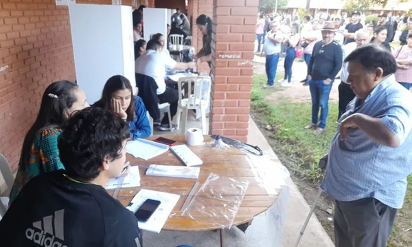 Máquinas con fallas y bolígrafos inservibles en el departamento Caaguazú - OviedoPress