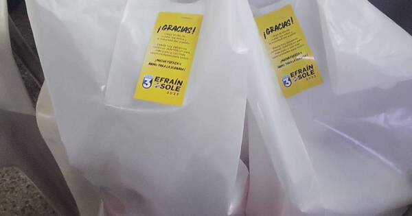 La Nación / Hallan kits de alimentos con propaganda de la Concertación en local electoral