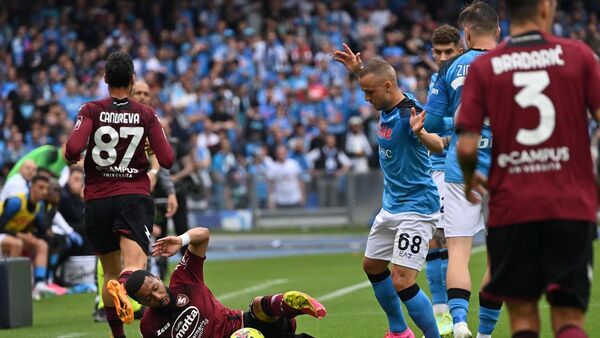 Napoli seguirá esperando su consagración