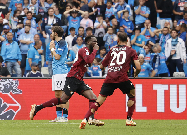 Diario HOY | Salernitana posterga la coronación del Nápoles