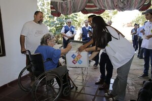 El 40% de los que sufragan en sus domicilios ya votaron - trece