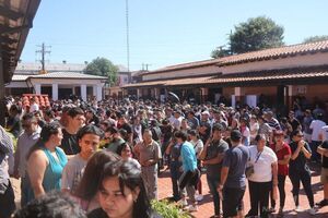 Diario HOY | Elecciones 2023: reportan masiva concurrencia en locales de votación