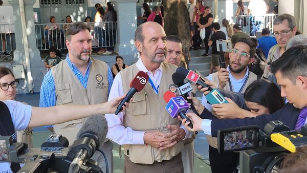 Embajador de la Misión Electoral de la OEA felicita a paraguayos por alta participación en Elecciones 2023 - El Independiente