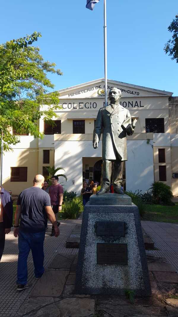 Diario HOY | Adultos mayores y jóvenes votantes primerizos, parte del "fenómeno" de la alta concurrencia