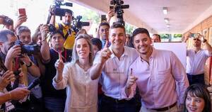 La Nación / Santiago Peña se consolida como el virtual ganador con más del 50 % del escrutinio