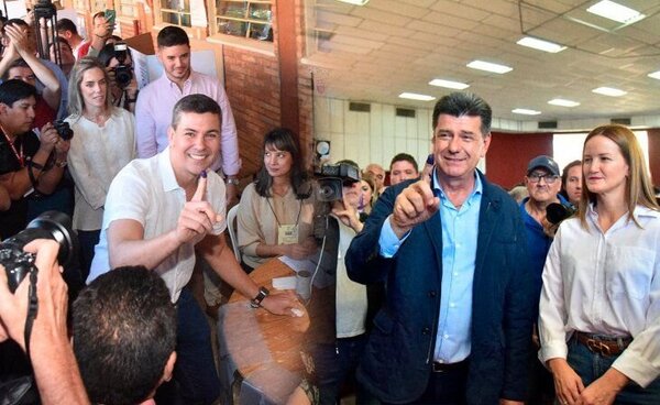 Santiago Peña lidera los votos al 50% de las mesas escrutadas - Radio Imperio
