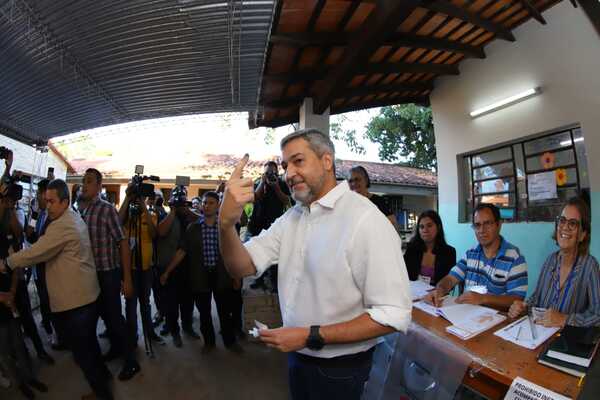 Mandatario felicita gran participación del pueblo y anuncia una transición ordenada y transparente - .::Agencia IP::.