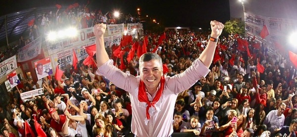 Contundente victoria de Santiago Peña en las elecciones - trece