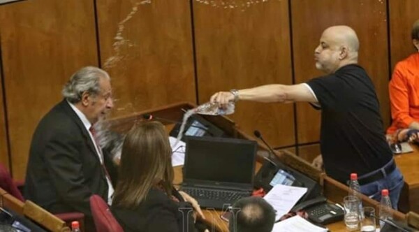 Paraguayo Cubas, la tercera fuerza y la gran novedad en estos comicios - La Tribuna