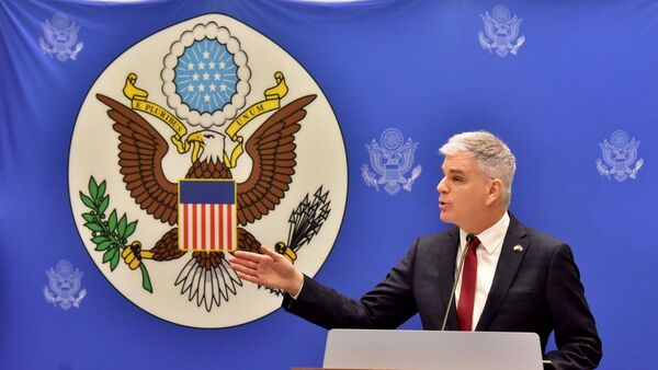 Estados Unidos saluda a Santiago Peña tras victoria electoral