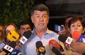 Efraín Alegre aceptó su derrota y pide unidad en la oposición para próximas elecciones - Política - ABC Color
