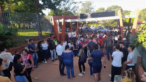 En Arroyos y Esteros denuncian compra-venta de votos - Política - ABC Color