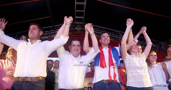 La Nación / El Paraguay queda en buenísimas manos, expresó Horacio Cartes