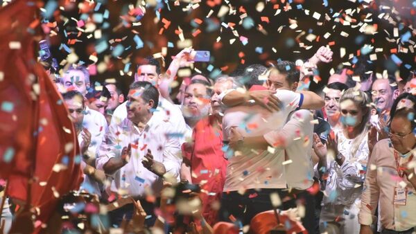 "Asumo una deuda con el pueblo paraguayo", expresa Santiago Peña