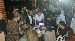 Denuncian que se cargó urna de la mesa 26 del CRECE - La Clave