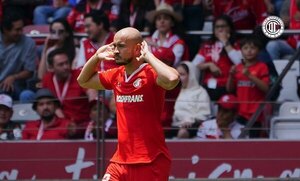 Versus / Carlos González y un golazo de cabeza para mandar al Toluca a la liguilla