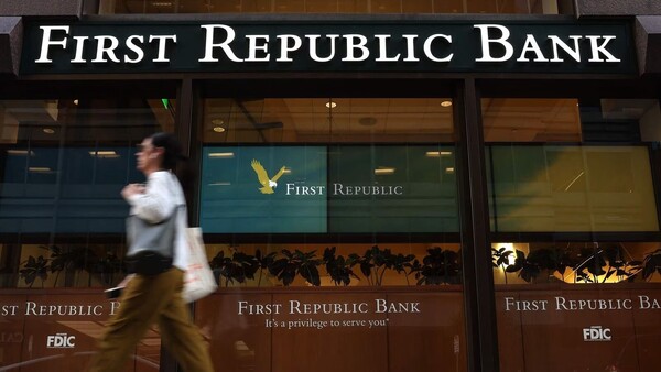 Acuerdo de JP Morgan y First Republic da fin a segunda mayor quiebra bancaria en EE.UU. | Internacionales | 5Días