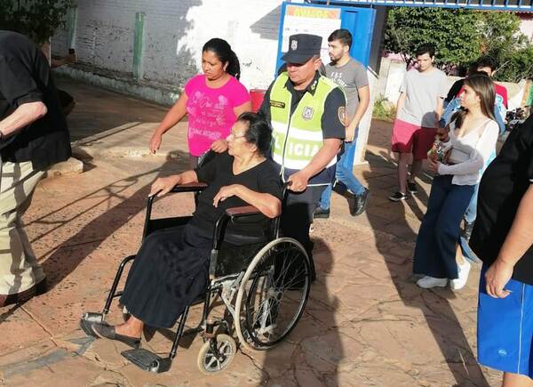 Fiesta cívica con alta participación del electorado •