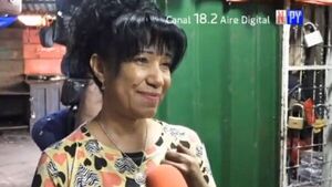 Vendedores piden a Santiago Peña seguridad y trabajo para jóvenes