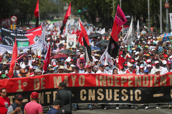 Sindicatos independientes marchan en México para exigir derechos laborales - MarketData