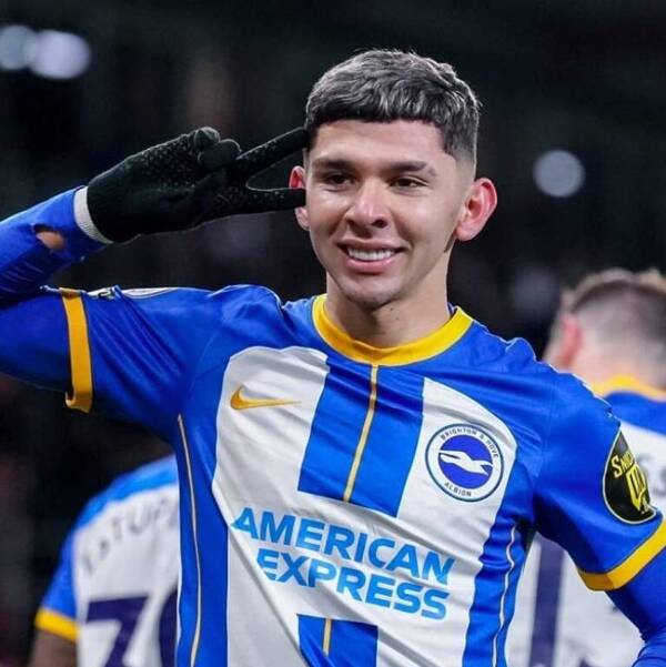 [VIDEO] ¡Orgullo nacional! Con solo 19 años Julio Enciso ya es ídolo del Brighton