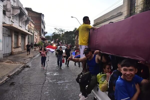 Manifestación de seguidores de Paraguayo Cubas que denuncian fraude en las Elecciones Paraguay 2023