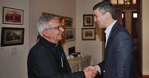 La Nación / Cardenal paraguayo felicitó por ejemplar fiesta cívica