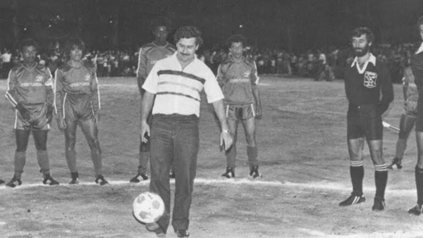 Diario HOY | La eterna polémica: ¿Pablo Escobar le sacó la Libertadores del 89 a Olimpia?