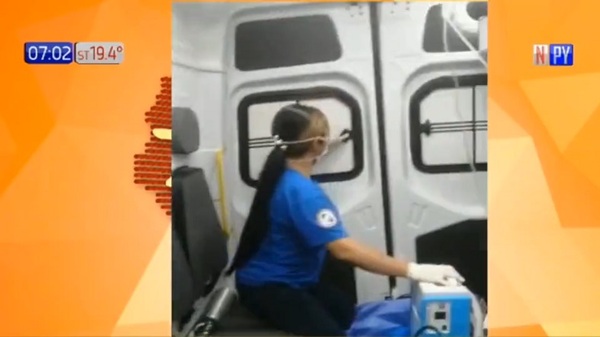 Manifestantes incidentaron una ambulancia que llevaba un paciente de urgencia - Noticias Paraguay