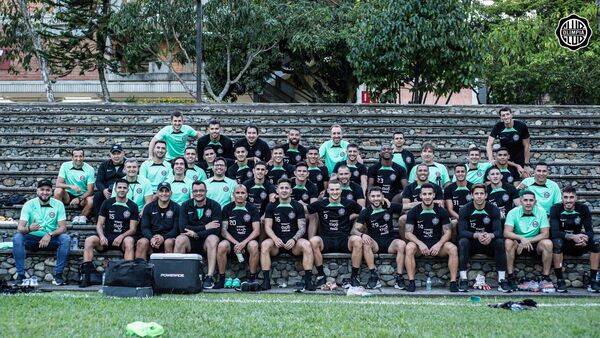 Olimpia visita al Atlético Nacional en un duelo con historia