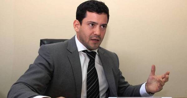 La Nación / Ministro electoral garantiza que se cumplieron con todos los controles y aplicación de las máquinas