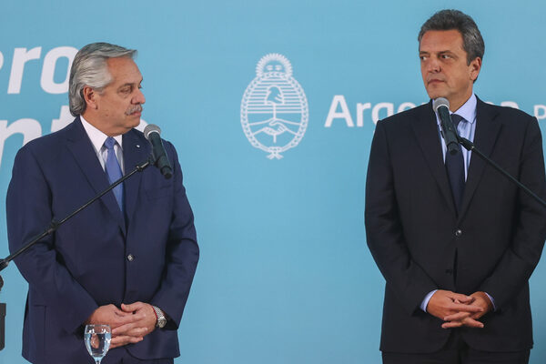 Fernández y Massa viajan a Brasil para tratar el comercio bilateral con Lula - MarketData